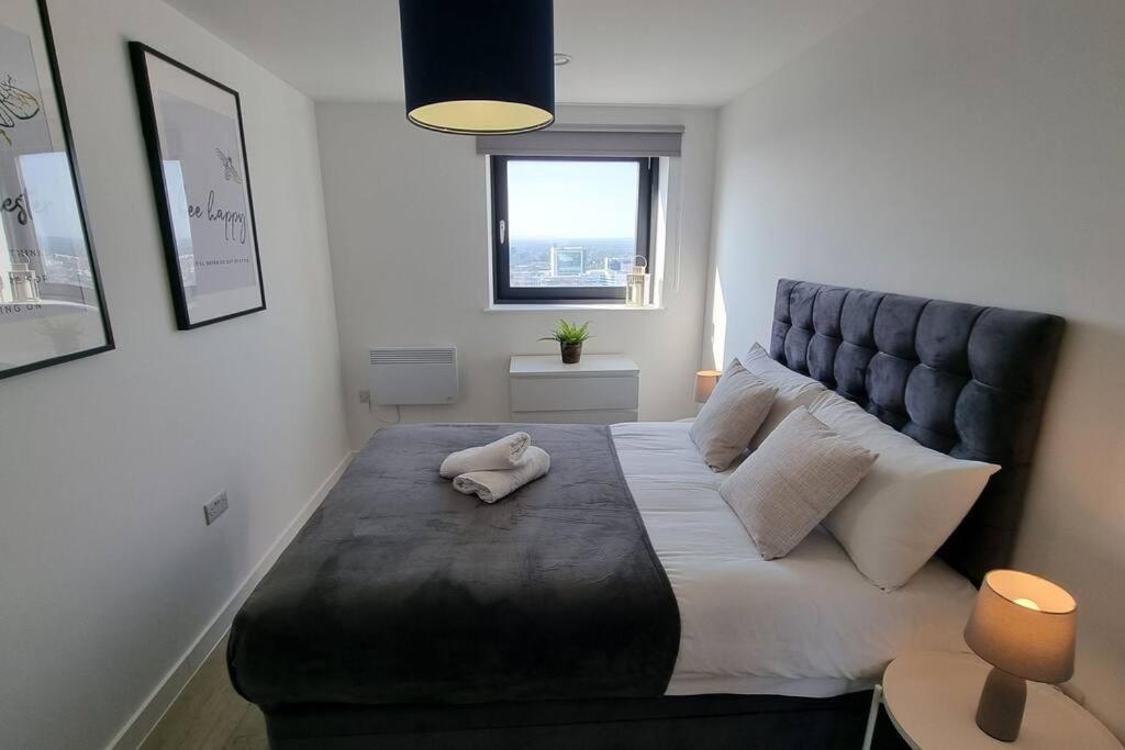 2 Bedroom Penthouse Manchester